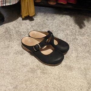 Dansko Britney Black Burnished Nubuck Clog